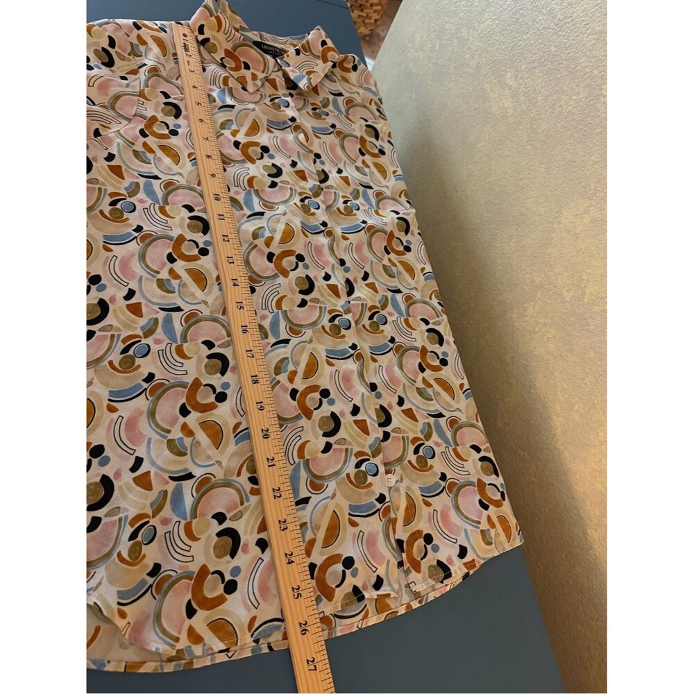 Lafayette 148 100% Silk Art Deco Geometric Print Short Sleeve Blouse M - Picture 13 of 13